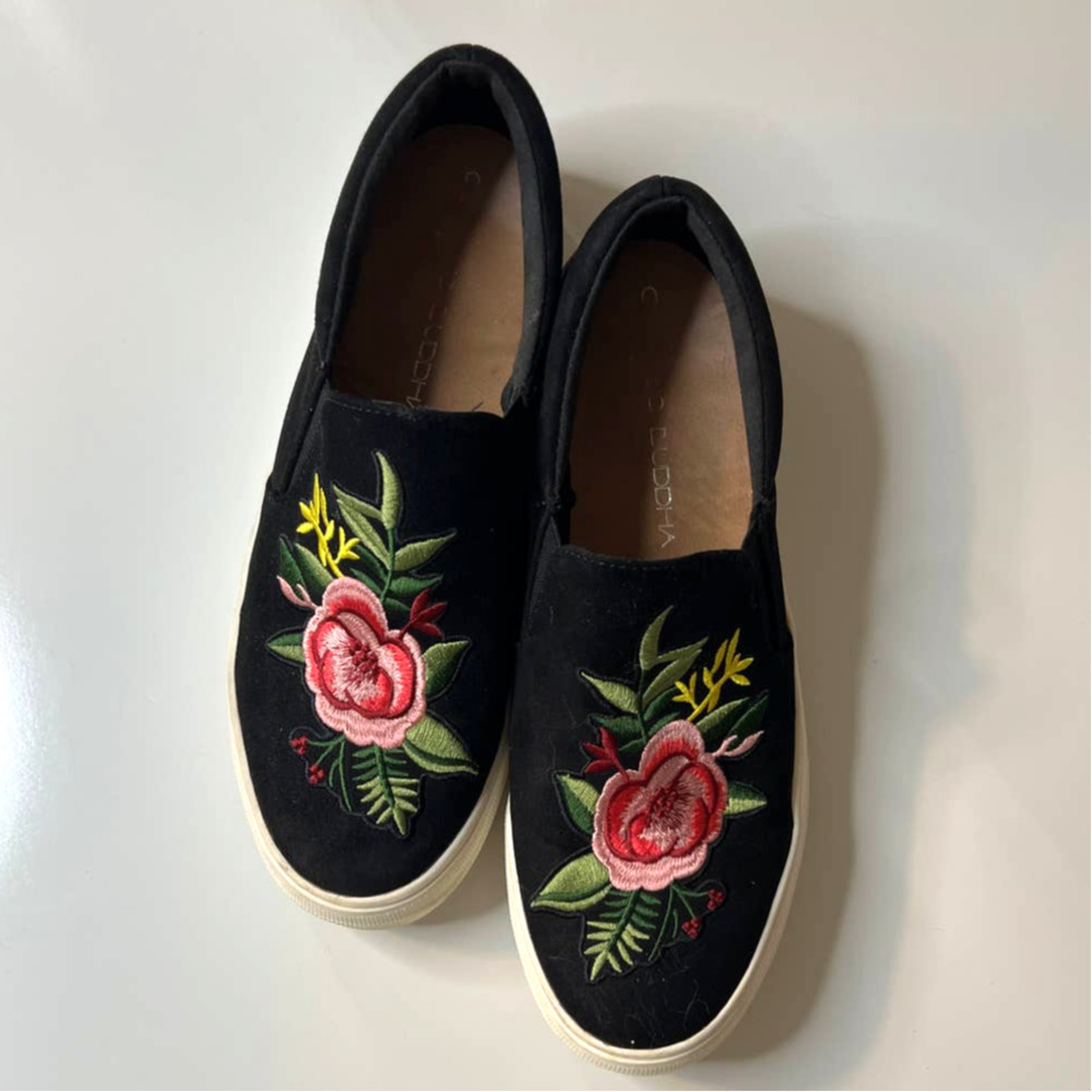 Big Buddha Black Embroidered Flowers Slip-on Skate Suede Loafers- 9